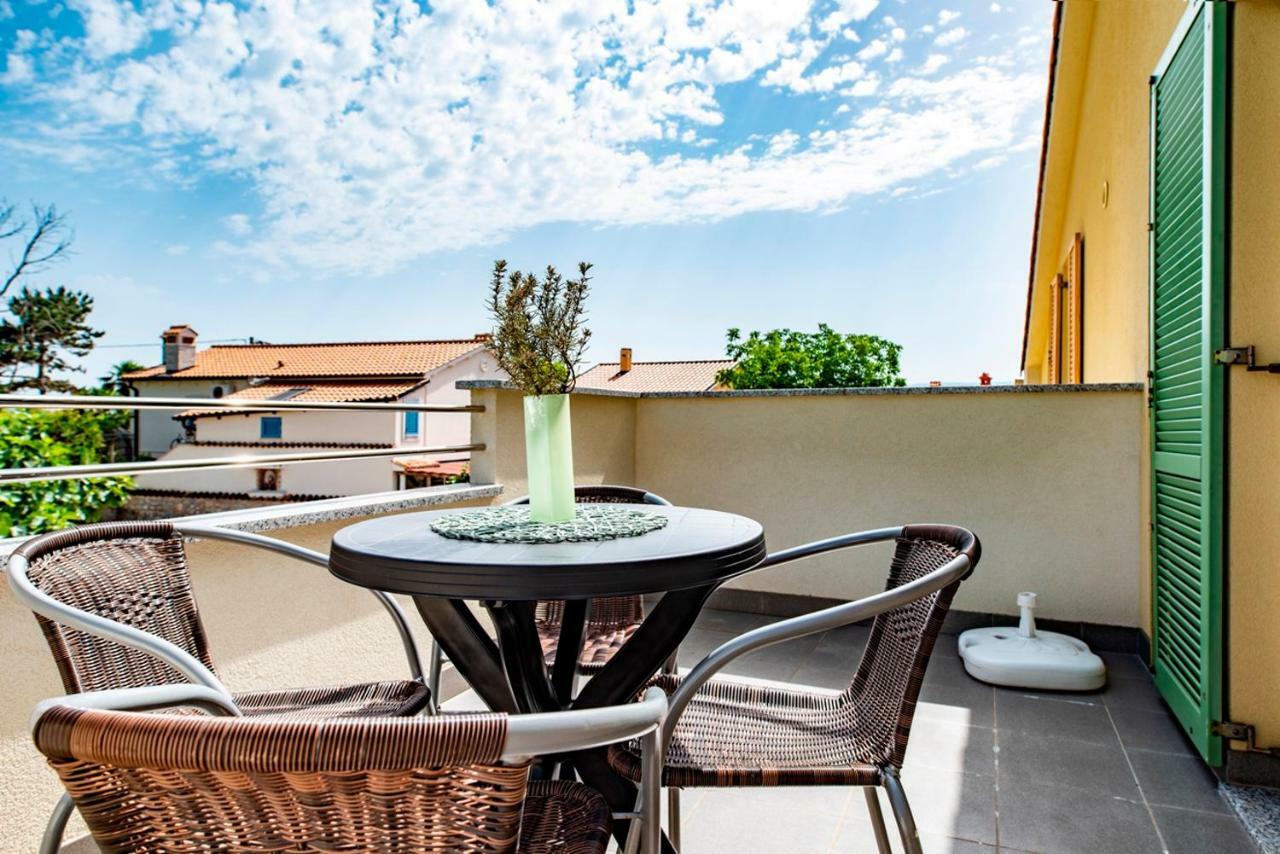 Lavanda Apartments&Studios Pinezići Eksteriør billede