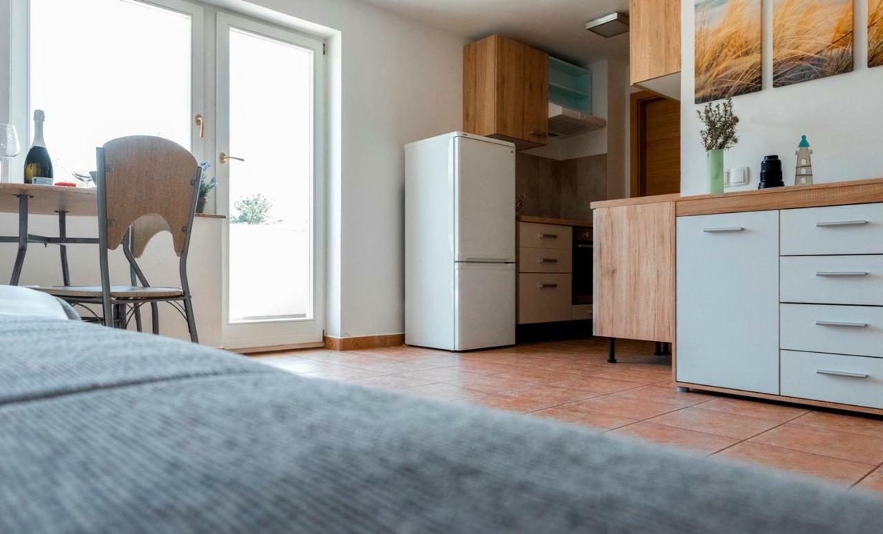 Lavanda Apartments&Studios Pinezići Eksteriør billede