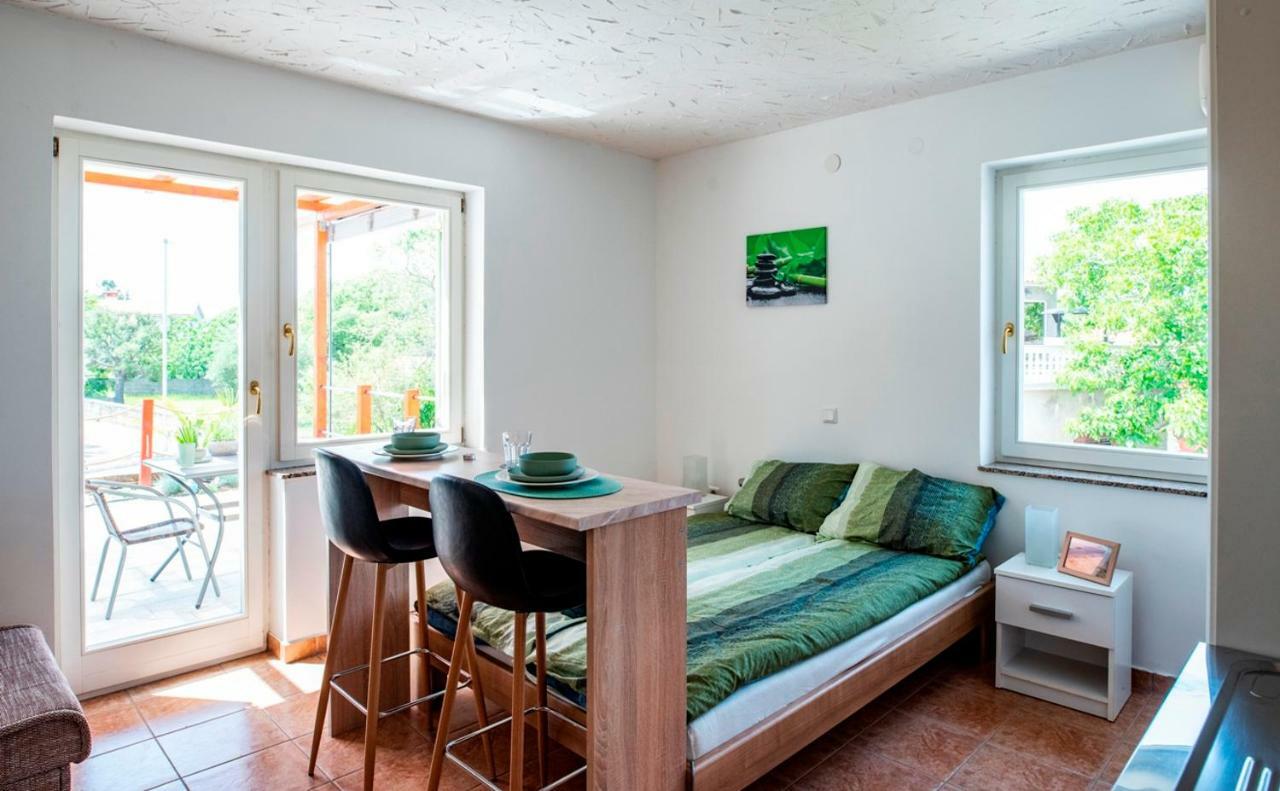 Lavanda Apartments&Studios Pinezići Eksteriør billede