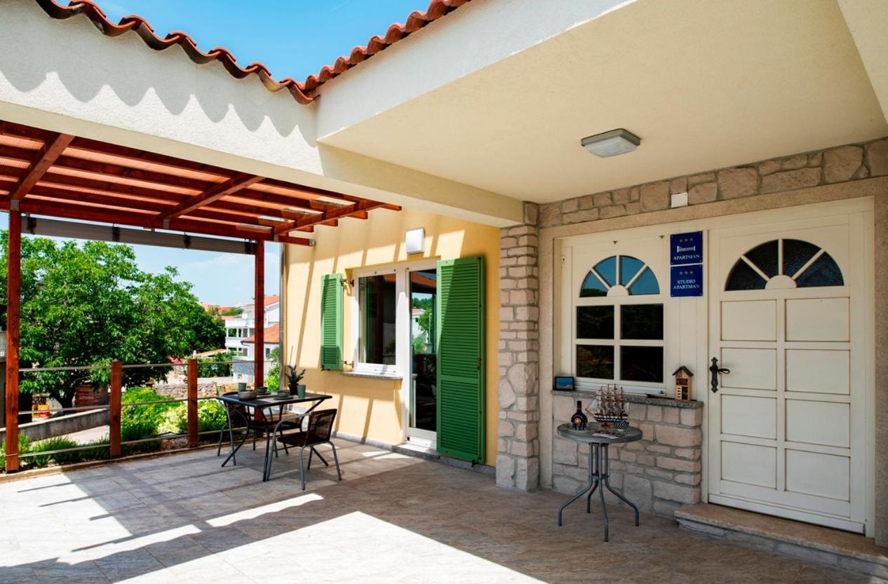 Lavanda Apartments&Studios Pinezići Eksteriør billede
